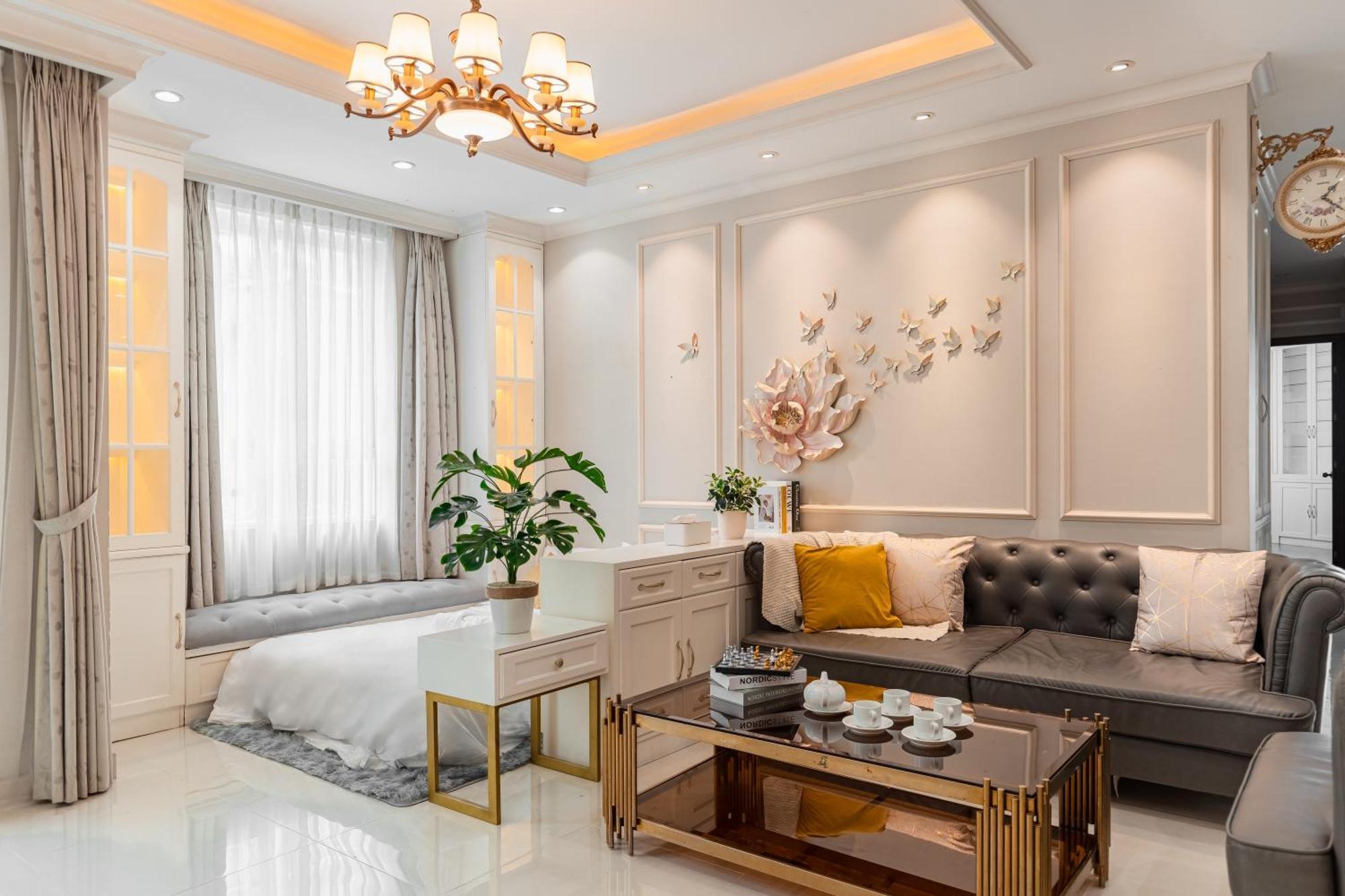 Căn hộ Spacious 4br Apat At Saigon Centre With Pool, Supermarket, View