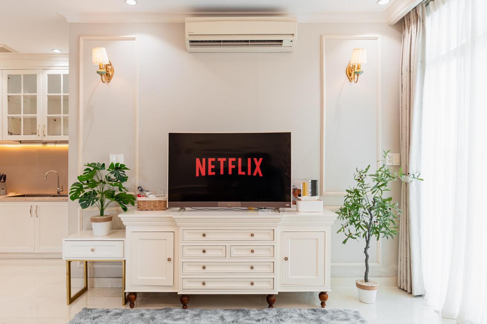 Căn hộ Spacious 4br Apat At Saigon Centre With Pool, Supermarket, View TP. Hồ Chí Minh