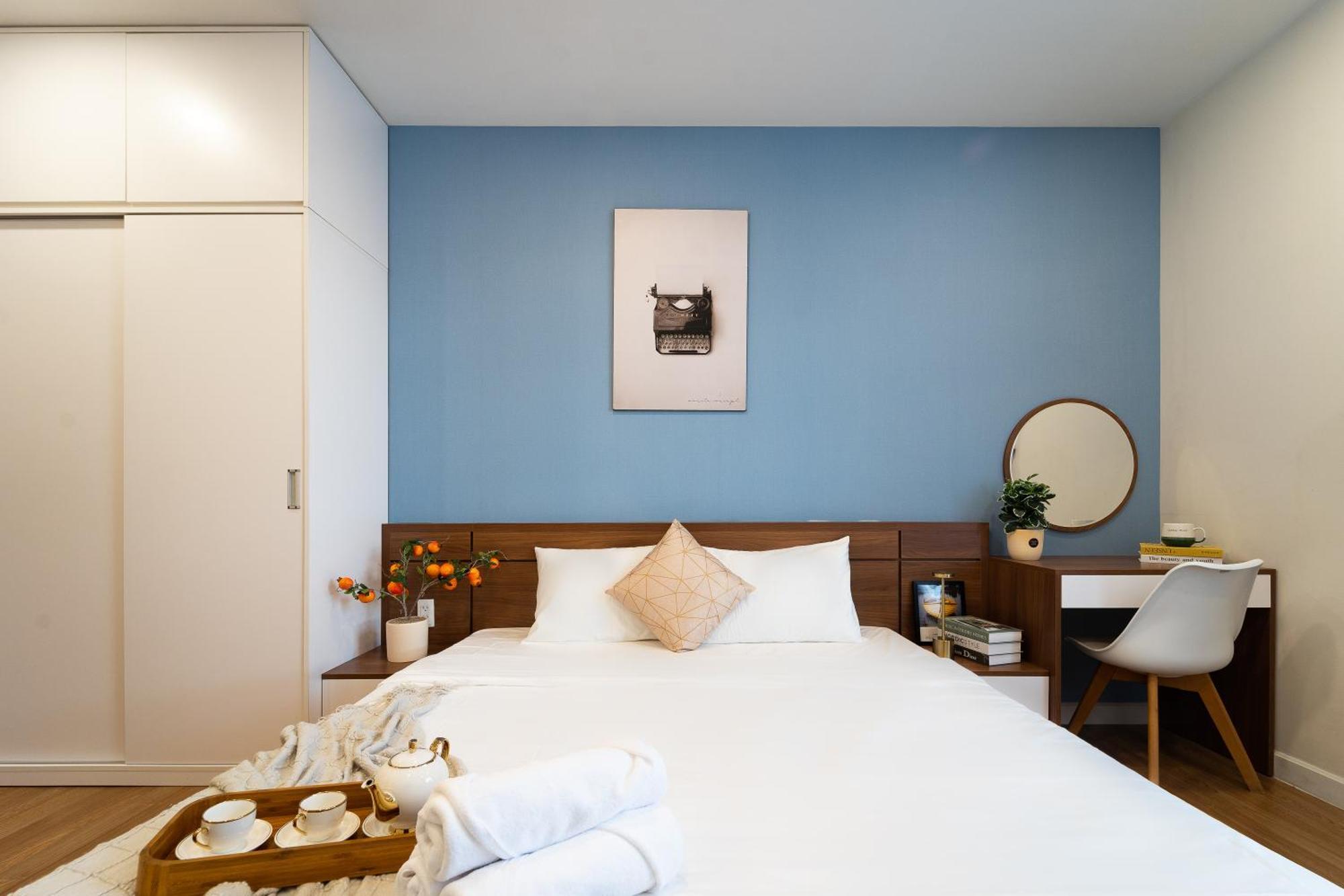 Spacious 4br Apat At Saigon Centre With Pool, Supermarket, View Căn hộ